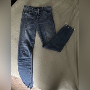 Abercrombie Simone High Rise Ankle Jean 26/ 2R